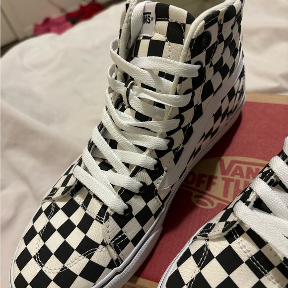 New women high top Vans in new excellent condition - Picture 10 of 13